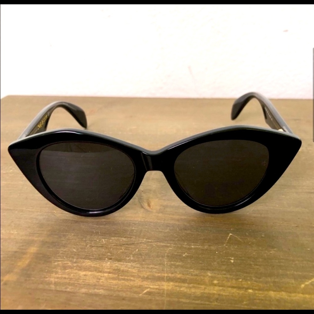 Rag & Bone Cat Eye Sunglasses (black)